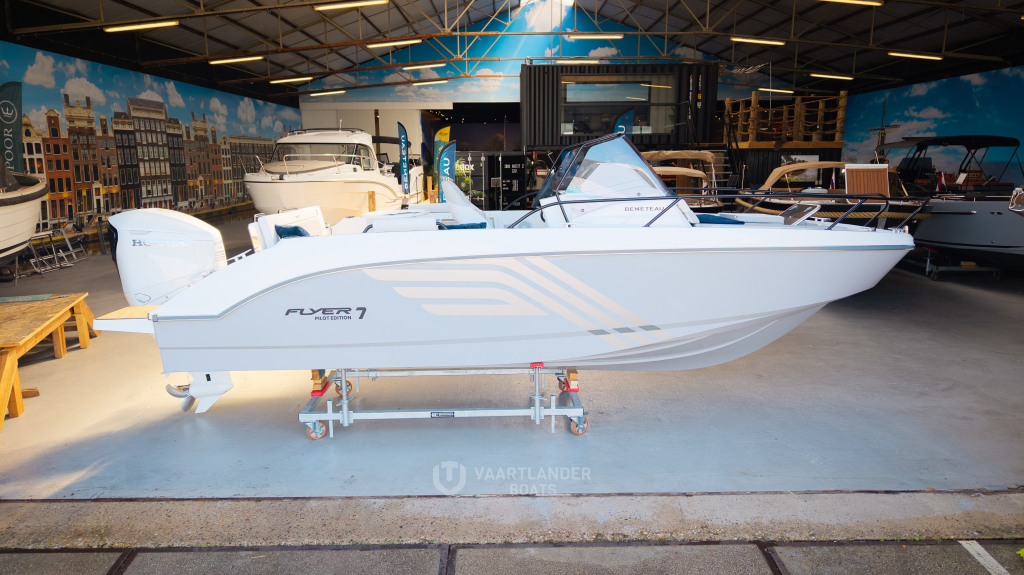 Beneteau Flyer 7 Sundeck | 200PK Honda IST | Pilot Edition — foto 2 van 30