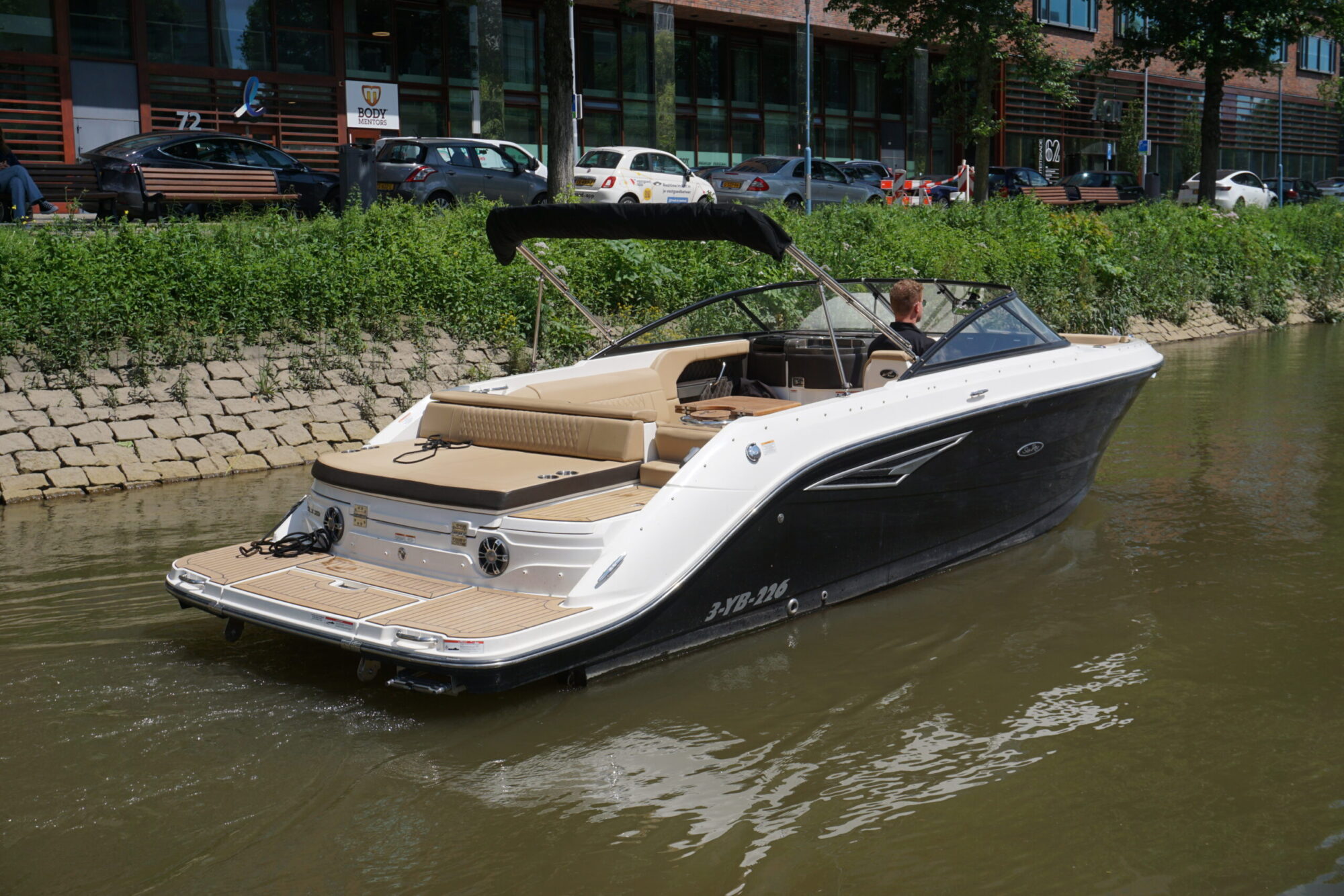 Sea Ray 250 SLX — foto 7 van 33