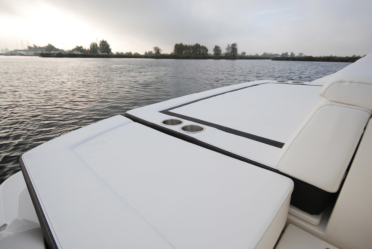 Sea Ray Sun Sport 250 — foto 70 van 73