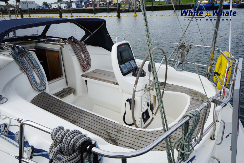 Bavaria 33 Cruiser — foto 16 van 37