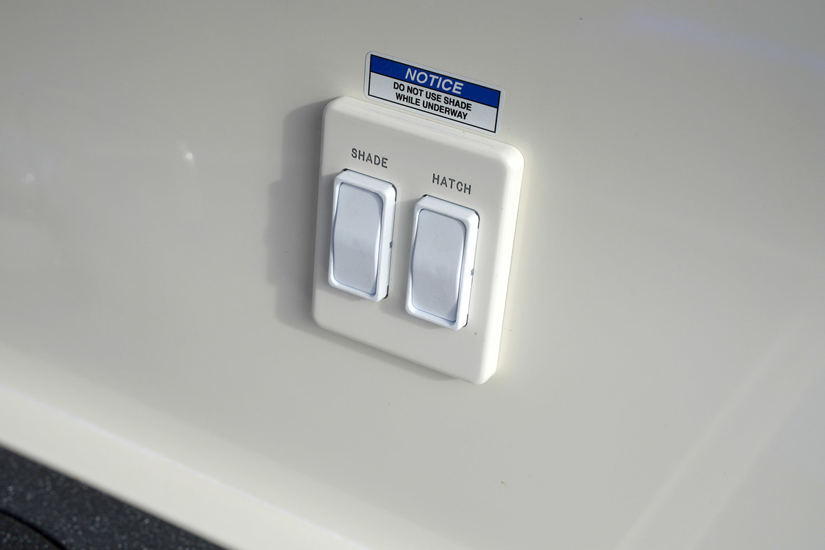 Sea Ray Sundancer 320 — foto 47 van 80
