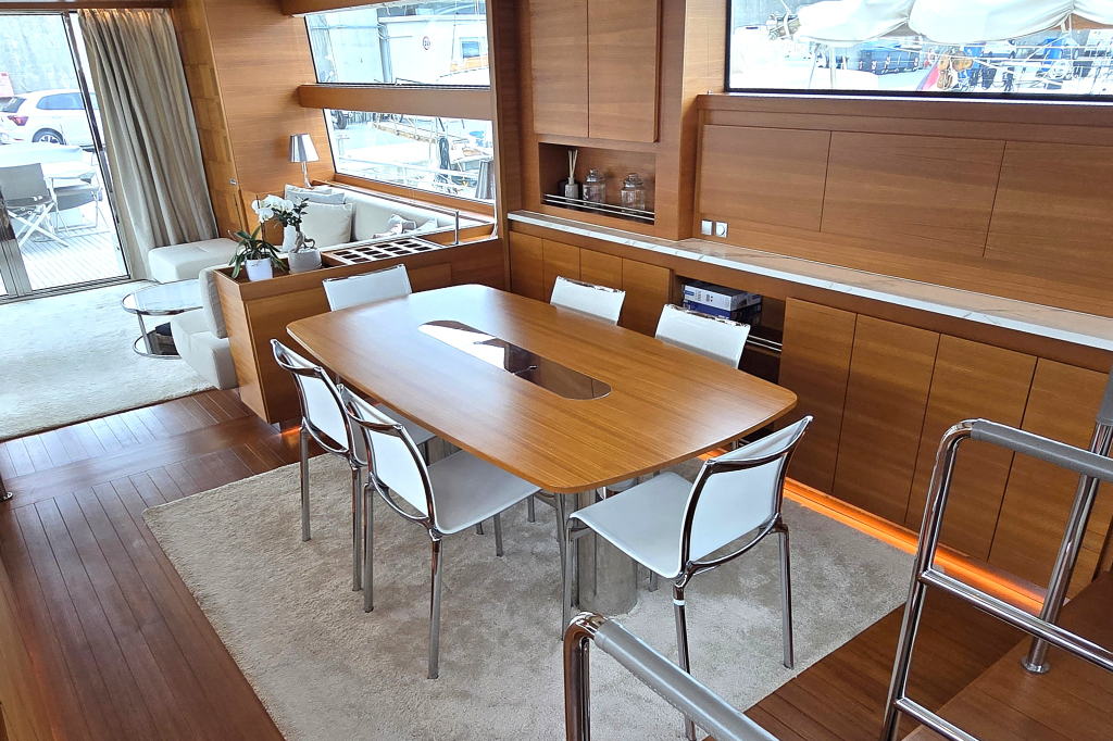 Delta Powerboats 88 Carbon — foto 23 van 75