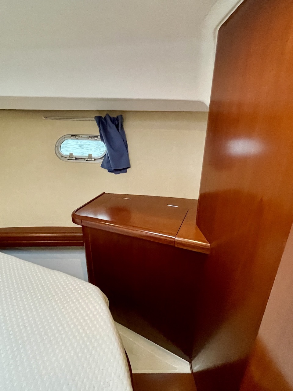 Beneteau Antares 9.80 — foto 20 van 33