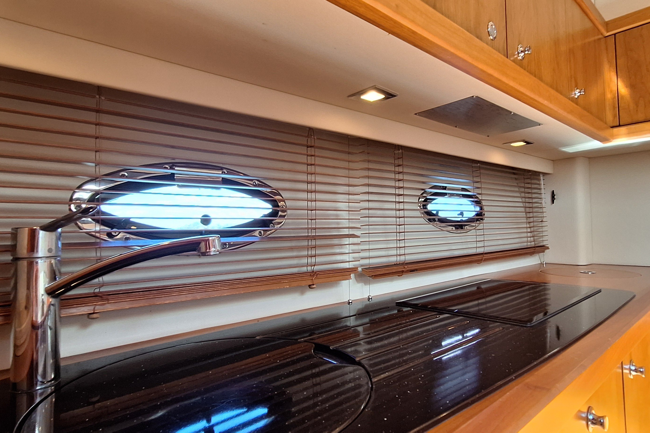 Sunseeker Portofino 47 — foto 68 van 92