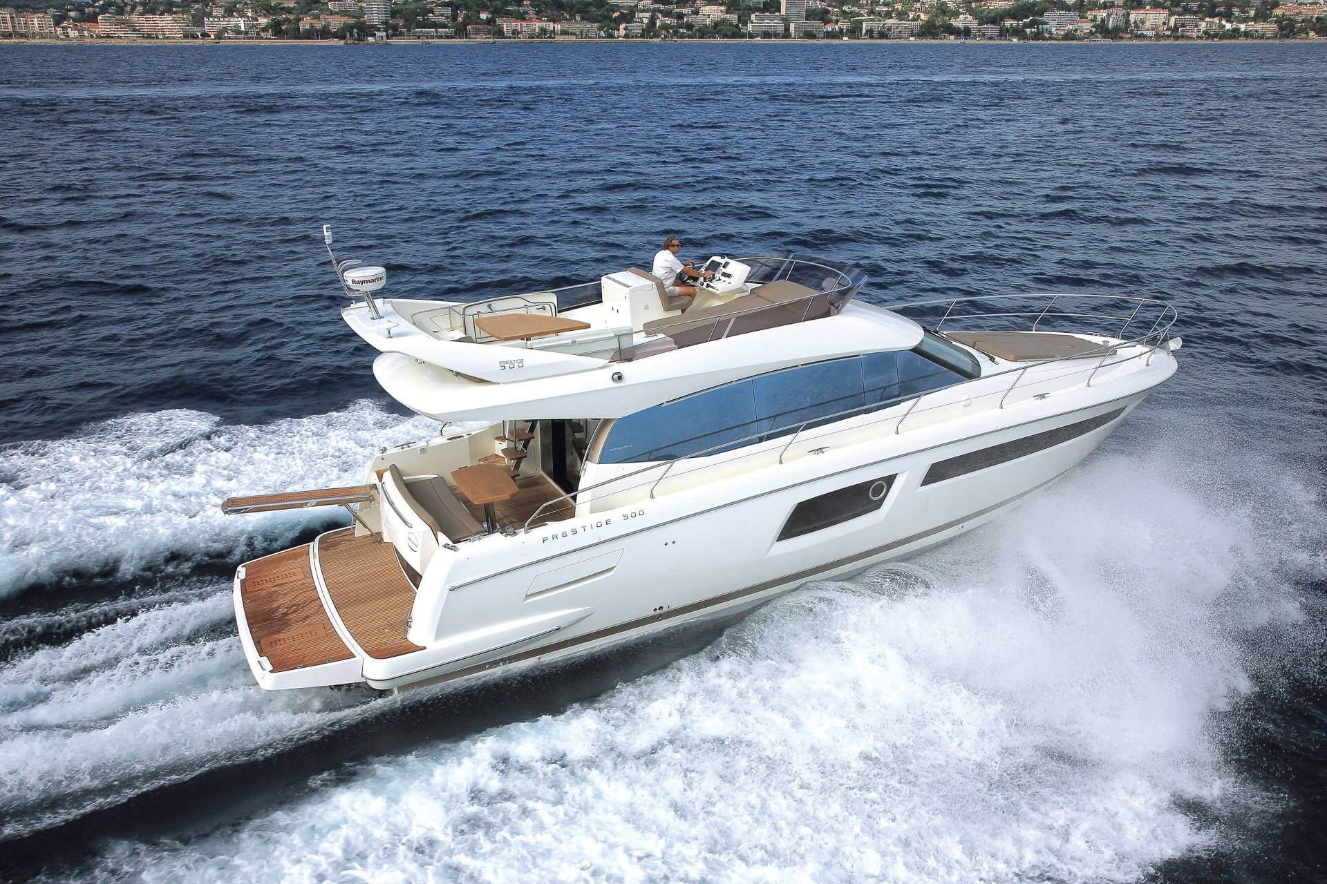Jeanneau 500 Prestige - BluYachting