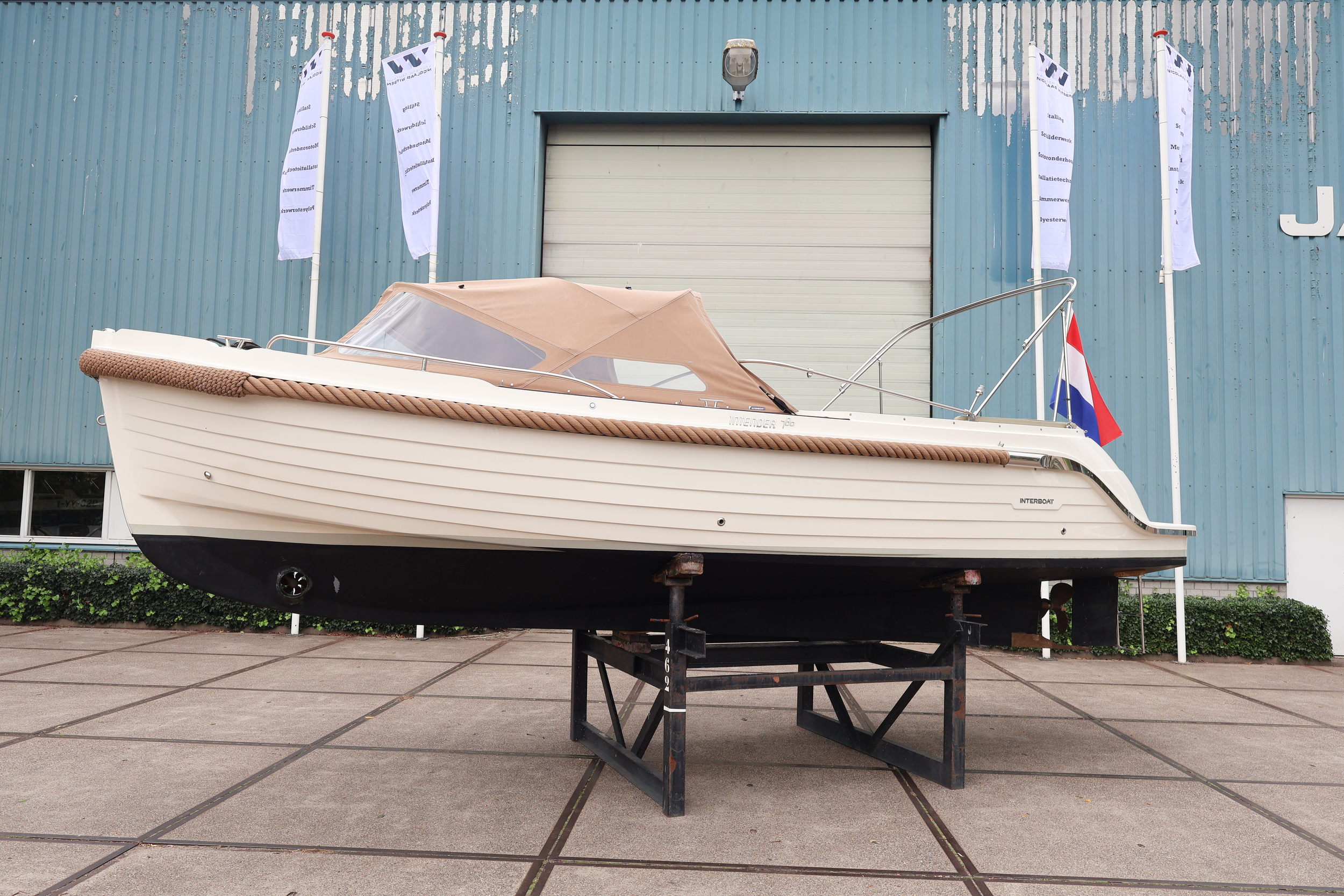 Interboat Intender 780 — foto 1 van 13