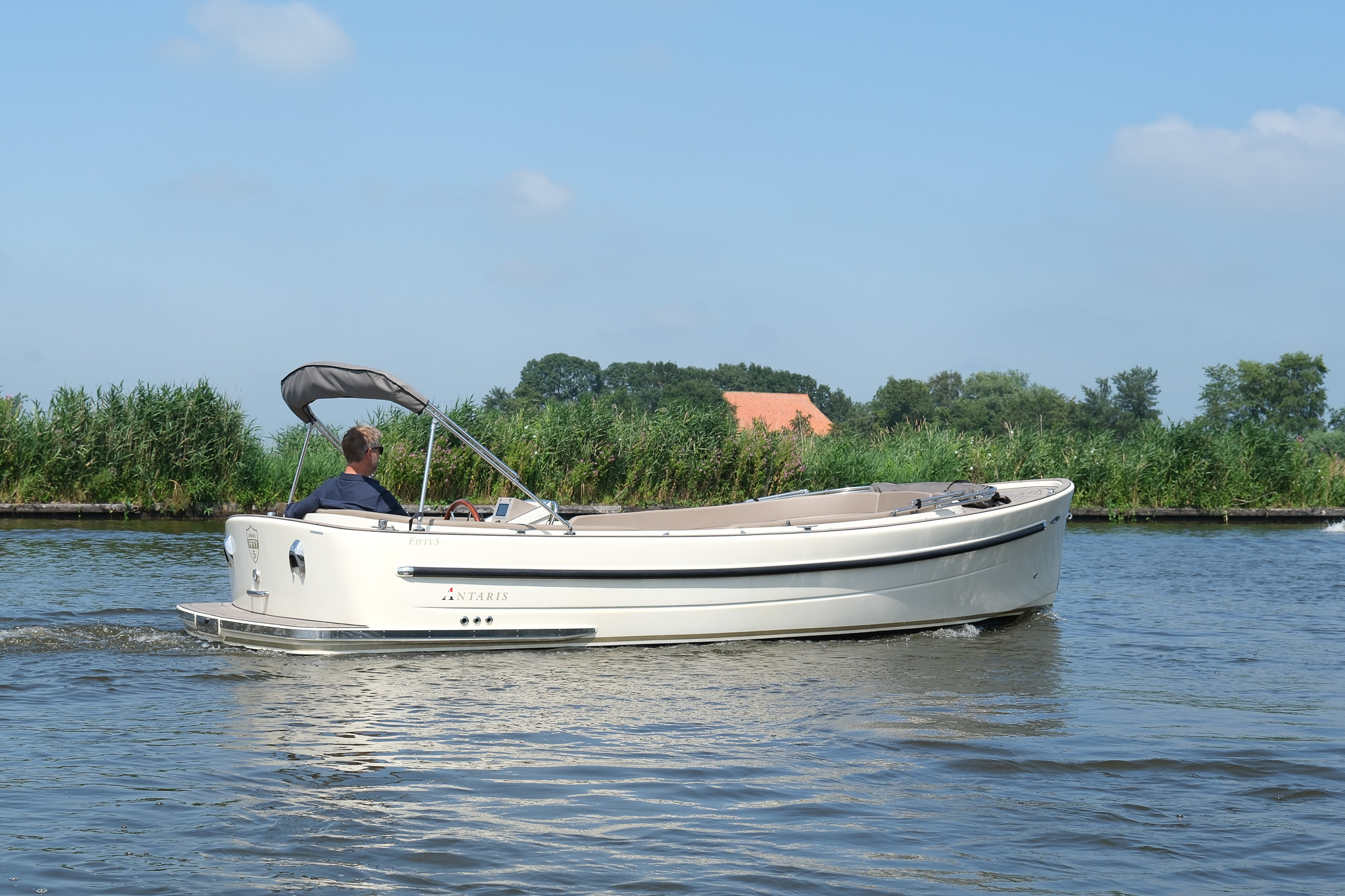Antaris Fifty5