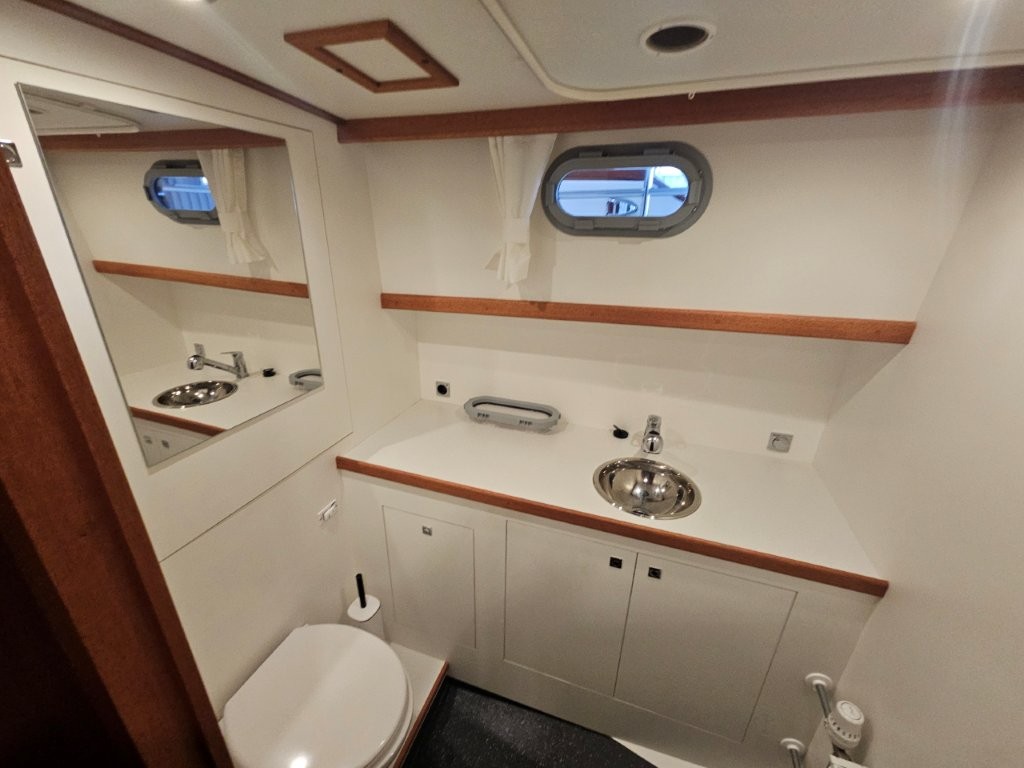 Brandsma Luna 34 — foto 13 van 17