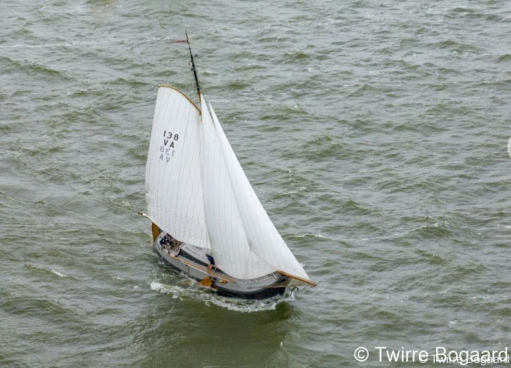 Lemsteraak Witte Eend - Roefuitvoering Hoek Design — foto 3 van 38