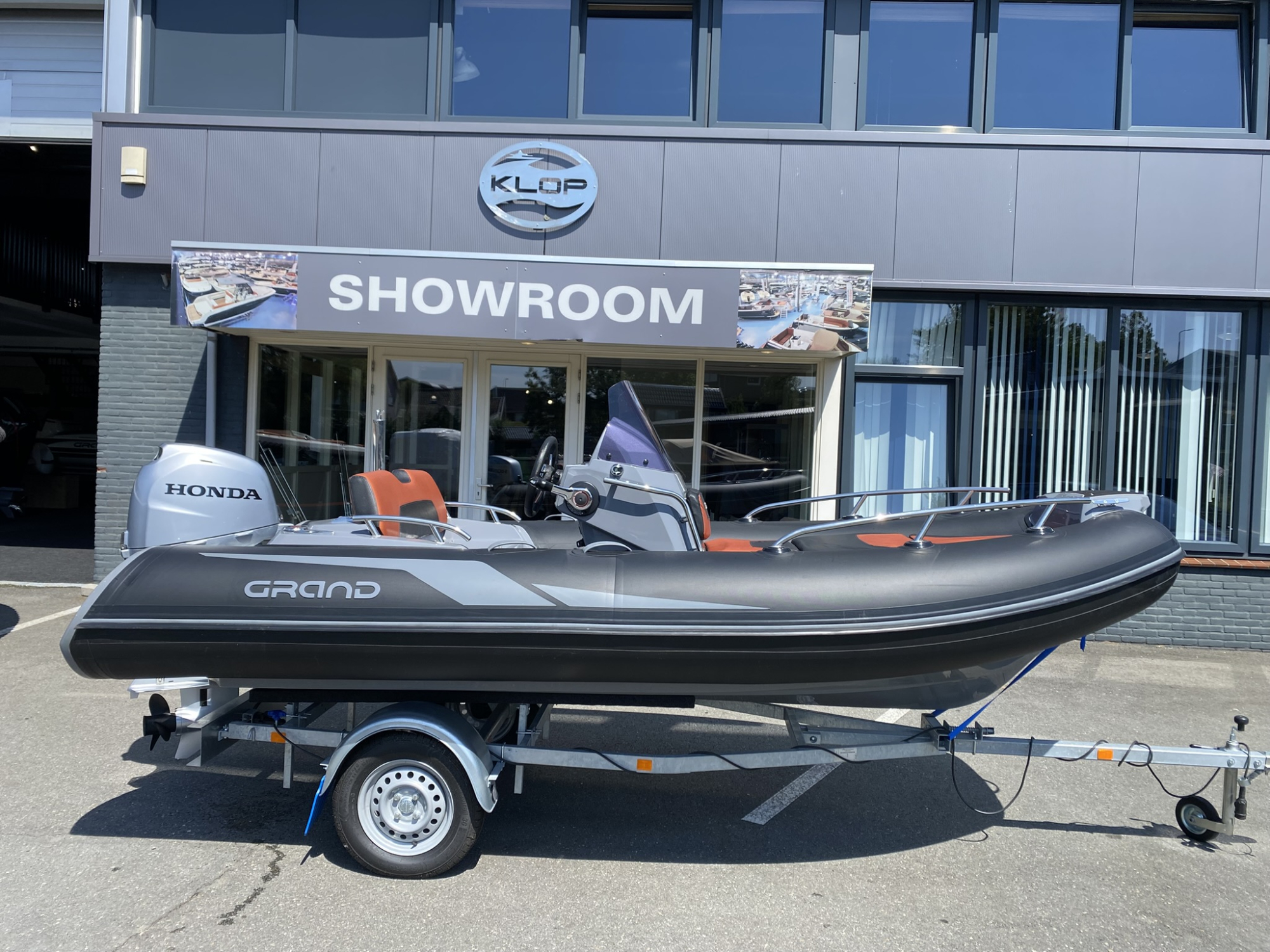Grand Ribs Grand 420 Golden line met Honda 50 pk - 2023 — foto 1 van 9
