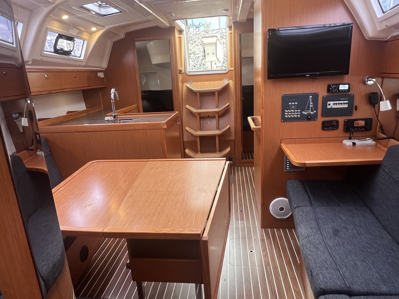 Bavaria Cruiser 37-3 — foto 8 van 49