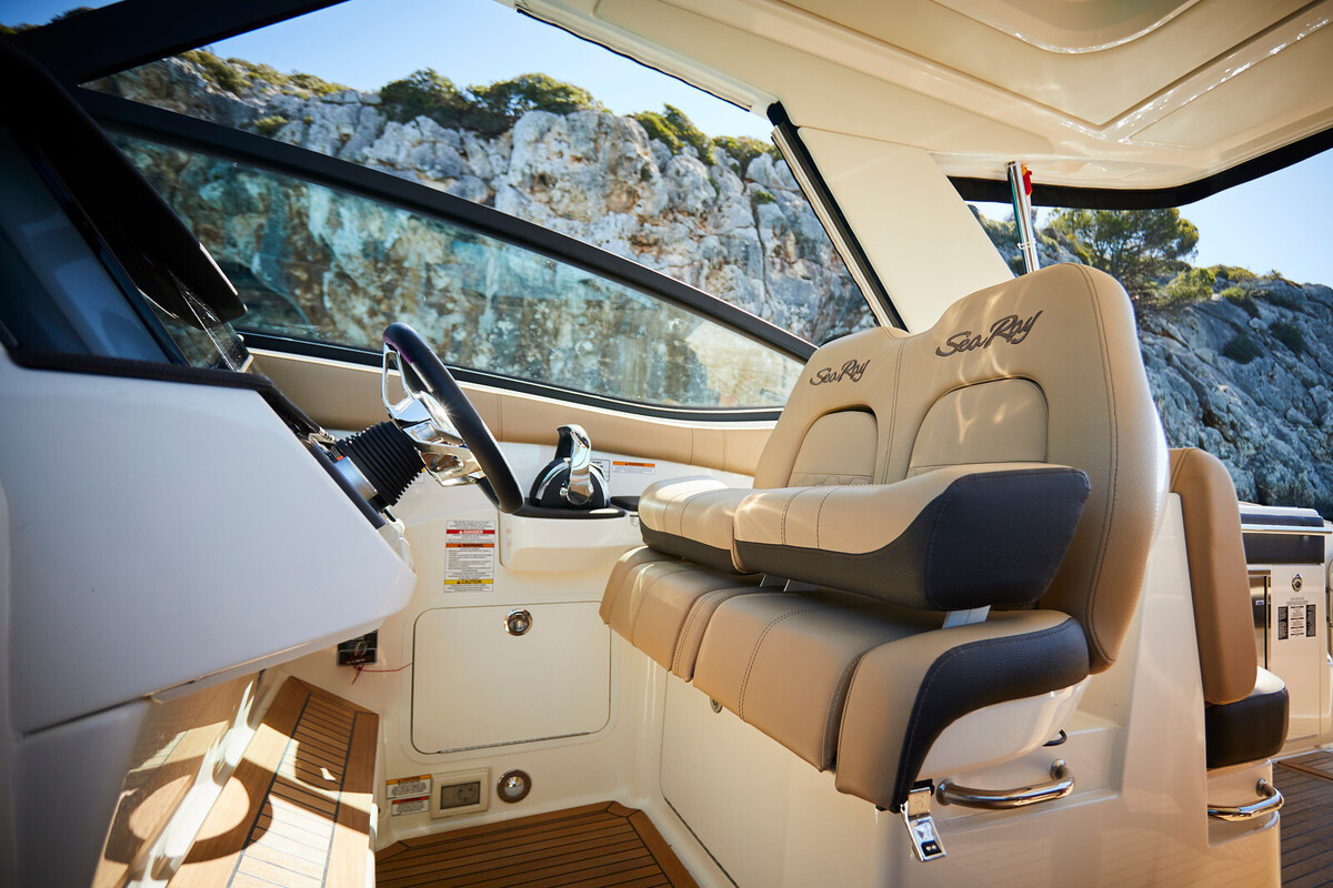 Sea Ray Sundancer 320 — foto 8 van 13