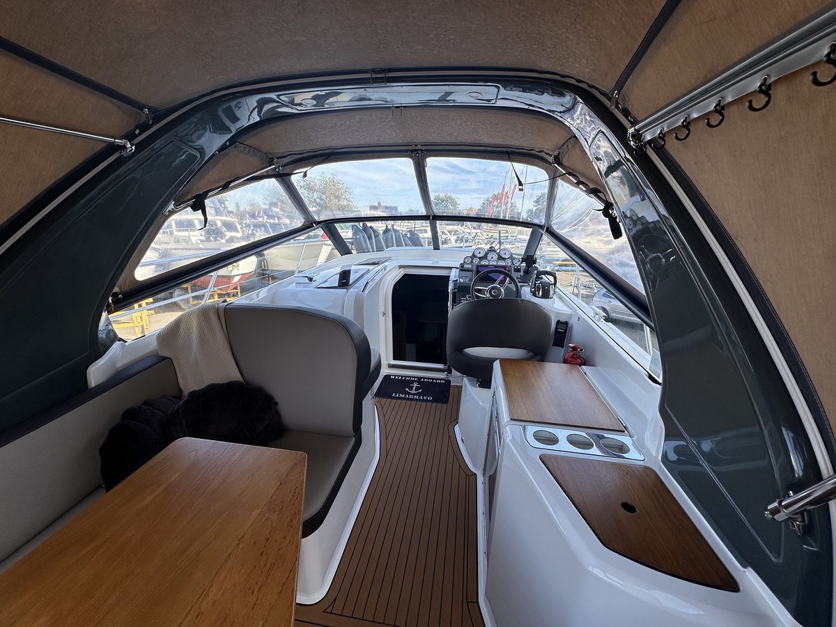 Bavaria S30 — foto 6 van 35
