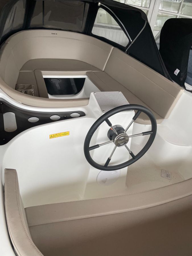 Corsiva 570 new age beige Suzuki 15pk