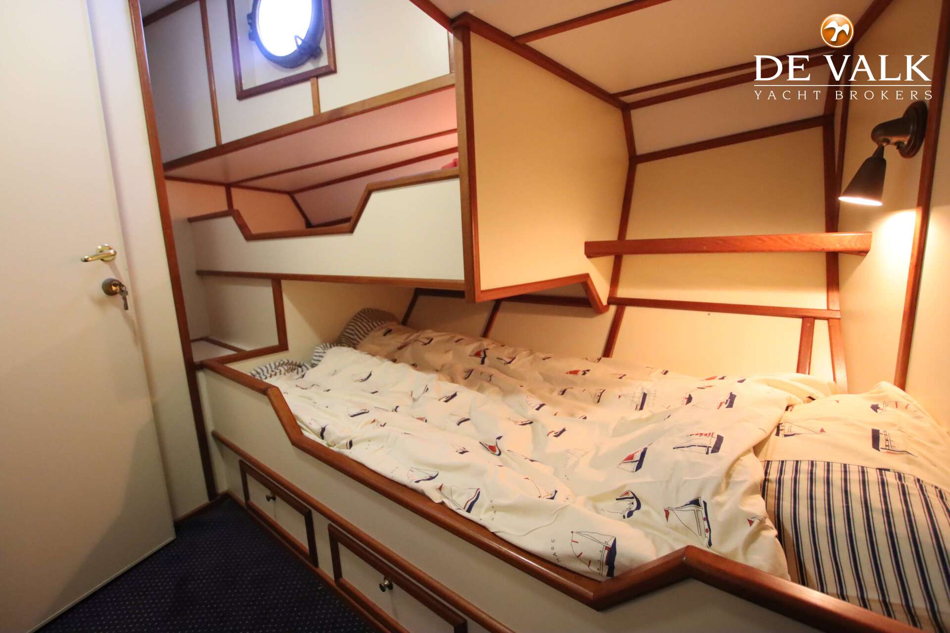 Explorer Motor Yacht — foto 26 van 36