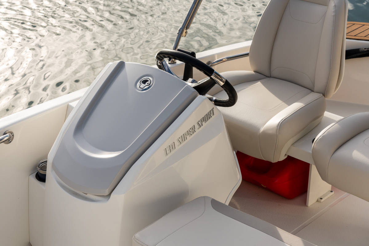 Boston Whaler 130 Super Sport — foto 9 van 18