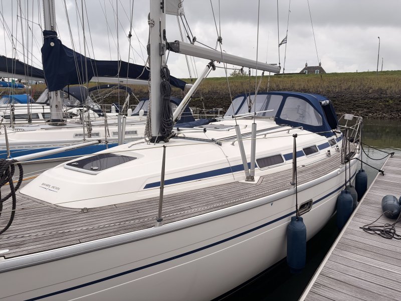 Bavaria Gmbh Bavaria 37-2 — foto 3 van 12