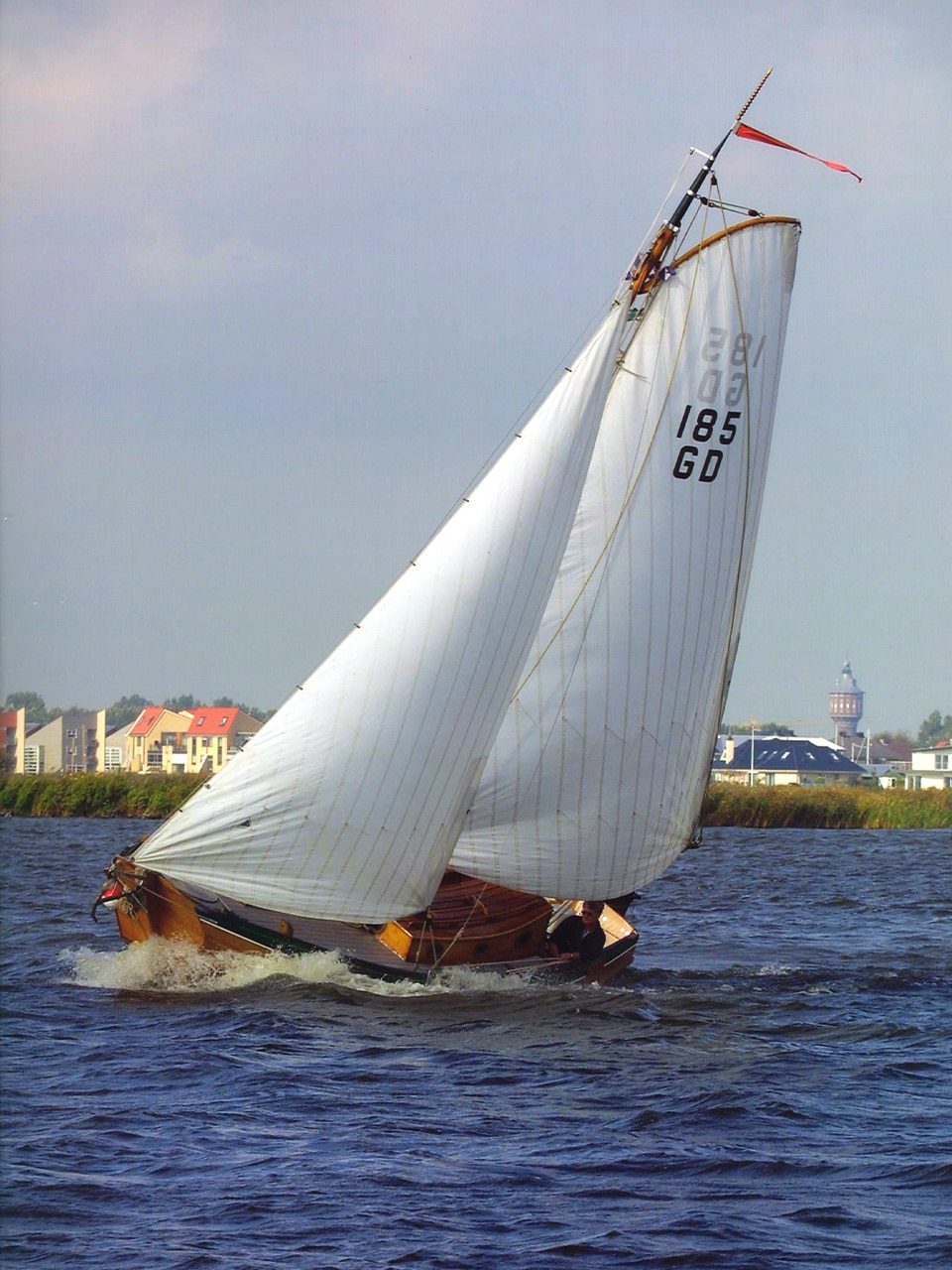 Van Der Meulen Kajuitzeilschouw 800