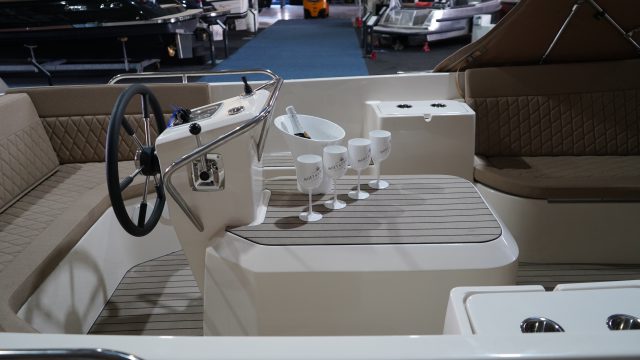 Primeur 700 Lounge | DIRECT VAARKLAAR | Vetus 42pk Diesel | Boegschroef — foto 8 van 15