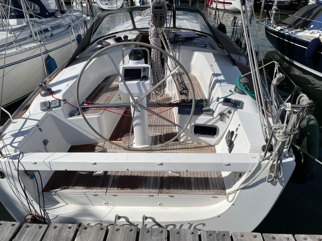 Hanse 400 — foto 3 van 21