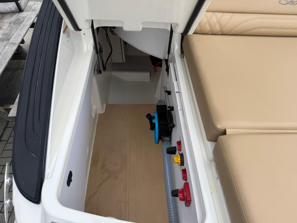 Sea Ray SLX 260 — foto 16 van 35