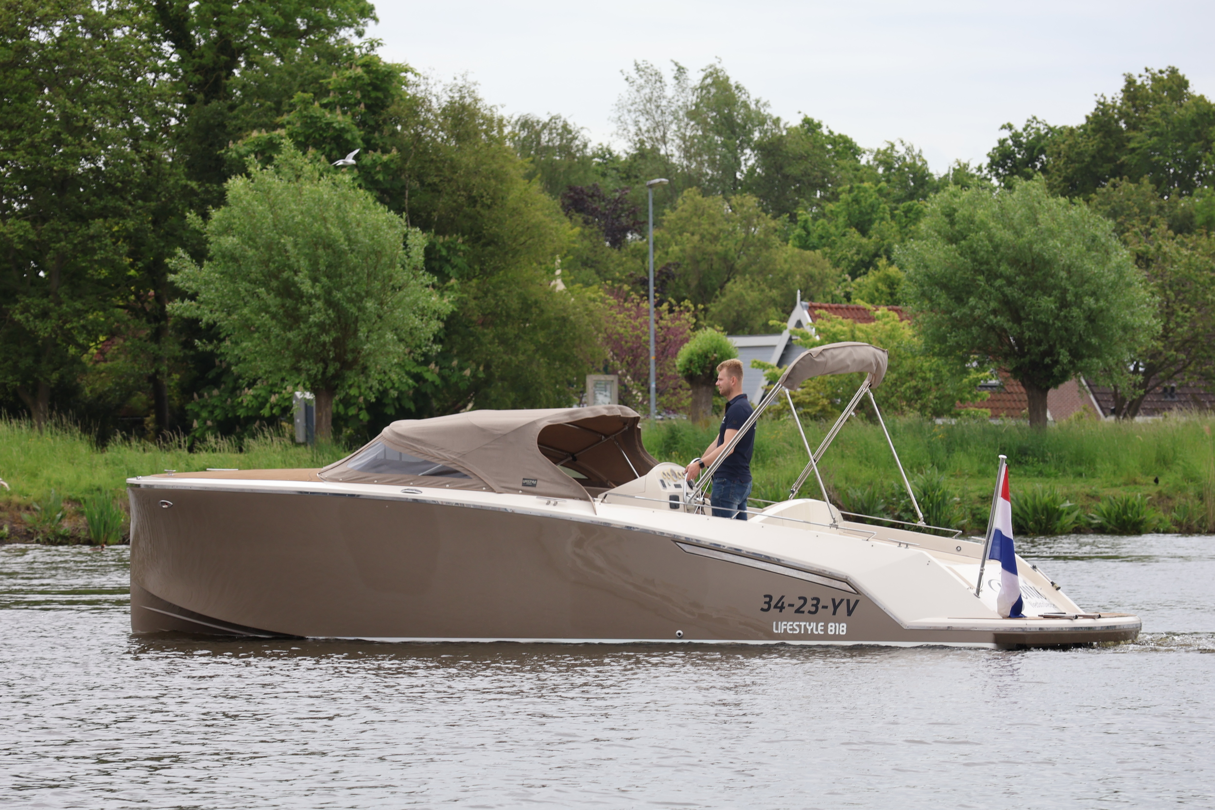 Lifestyle 818 — foto 5 van 29