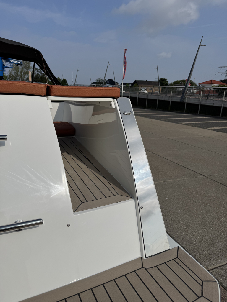 Maxima 630 - Vernieuwd model met Honda 30 pk en vast roer — foto 8 van 26