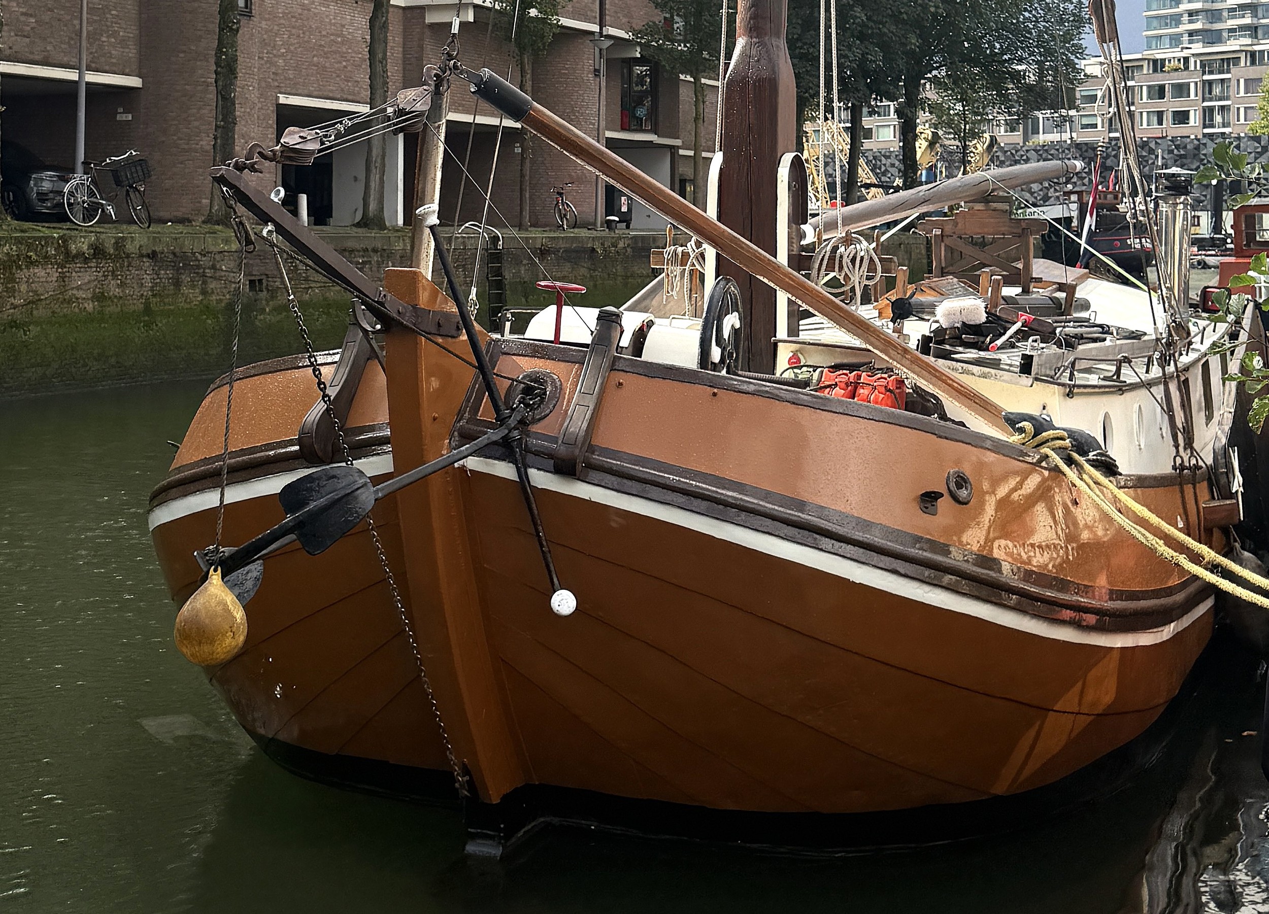 Tjalk Varend Woonschip — foto 3 van 15