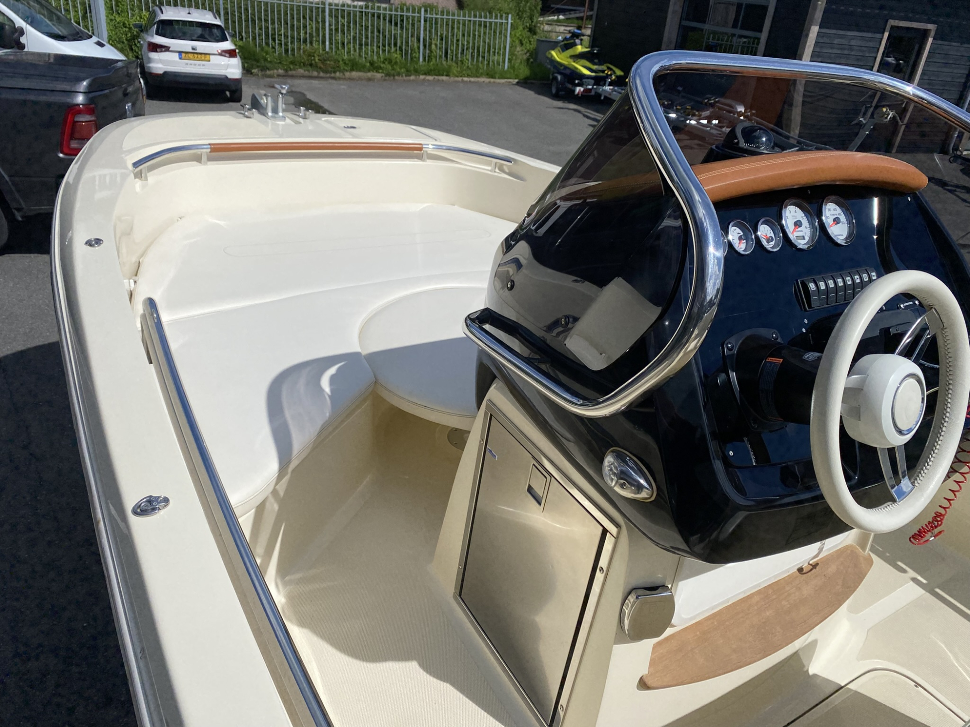 Invictus yachts Invictus 200FX met Honda 135 pk — foto 10 van 18