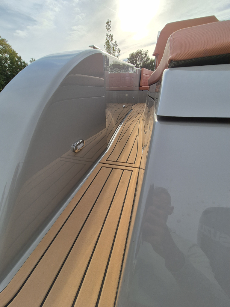 Giant 660 Tender | nieuwe Suzuki DF100 | vaarklaar DEMO — foto 17 van 24