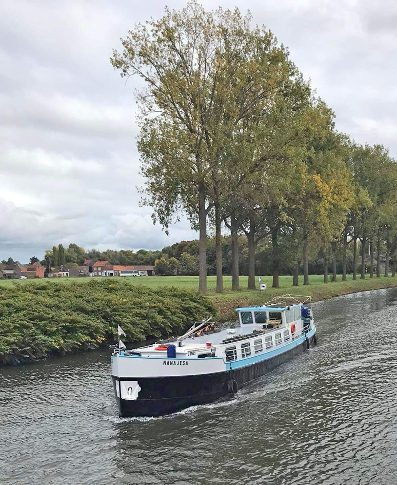 Luxe Motor 26.25 met UBC — foto 16 van 70