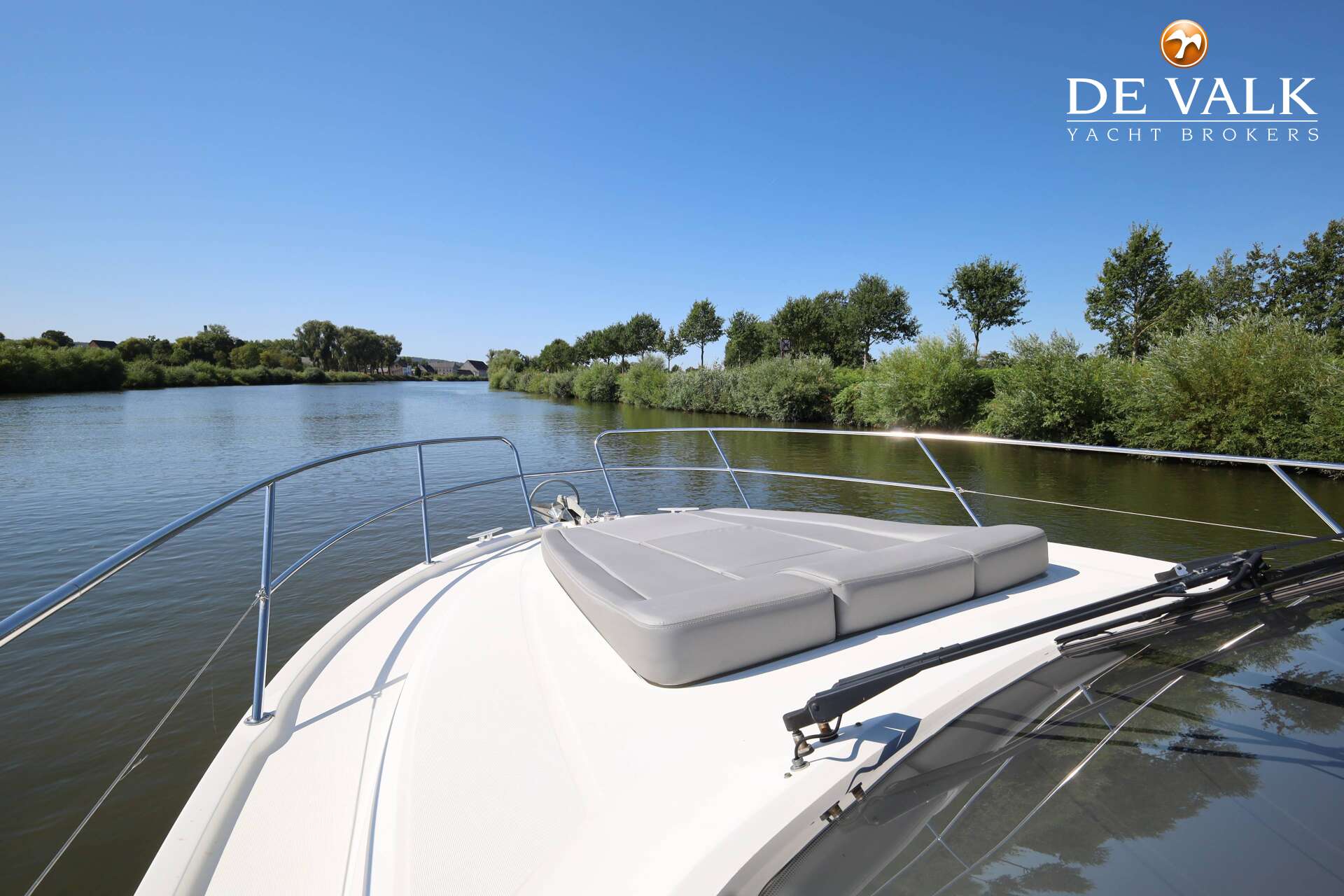 Beneteau Antares 36 — foto 7 van 39