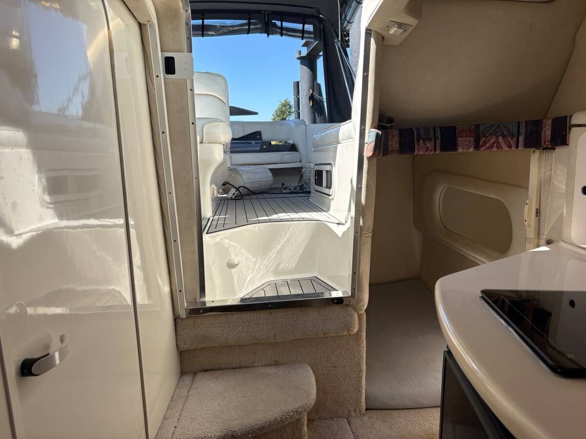 Sea Ray 250 Sundancer — foto 15 van 19