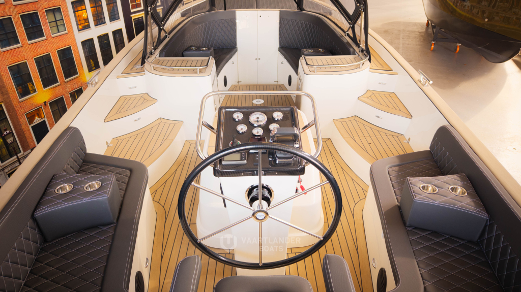 Waterspoor 808 Open | 195PK Yanmar diesel | Boegschroef — foto 11 van 50