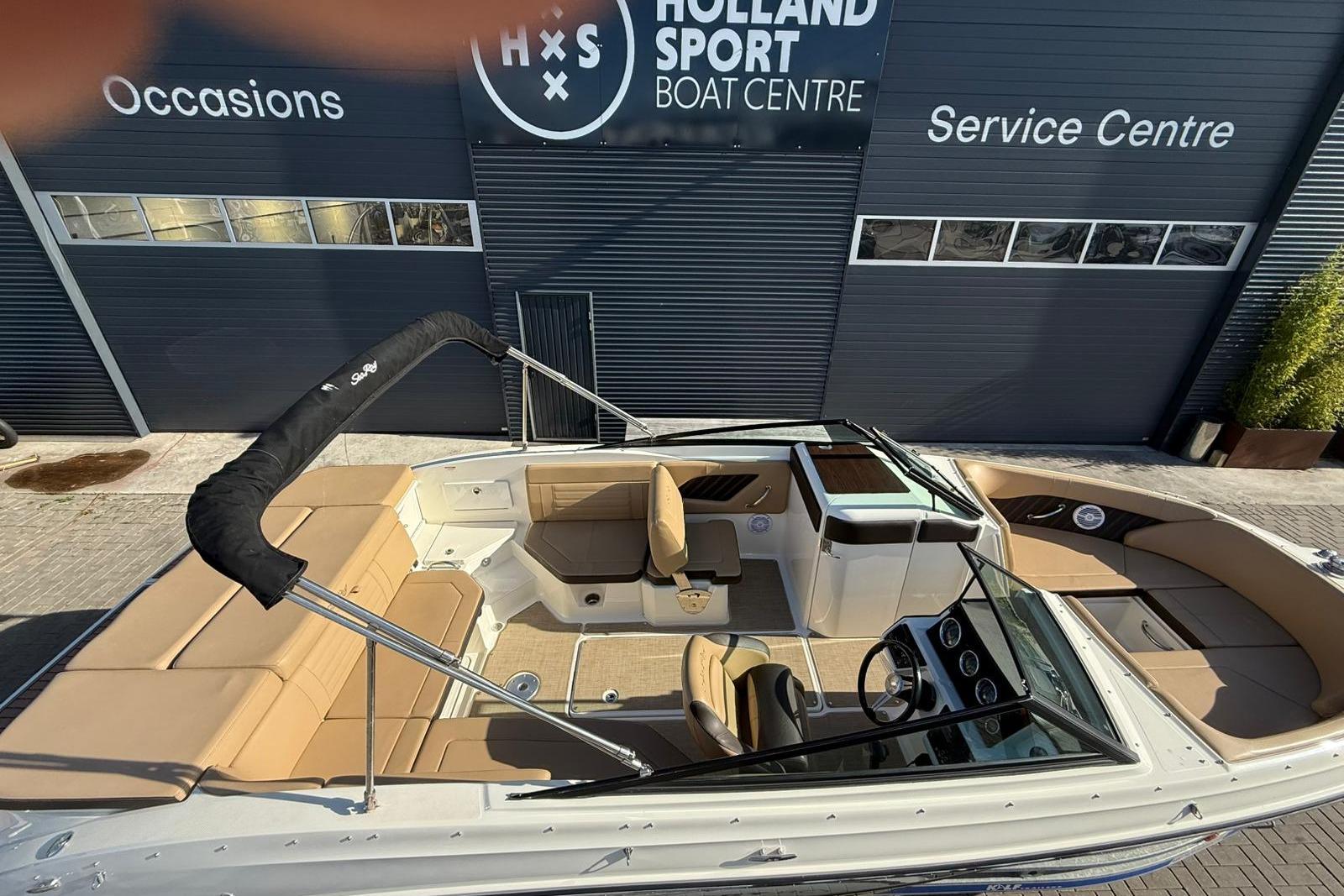 Sea Ray SPX 230 — foto 22 van 47