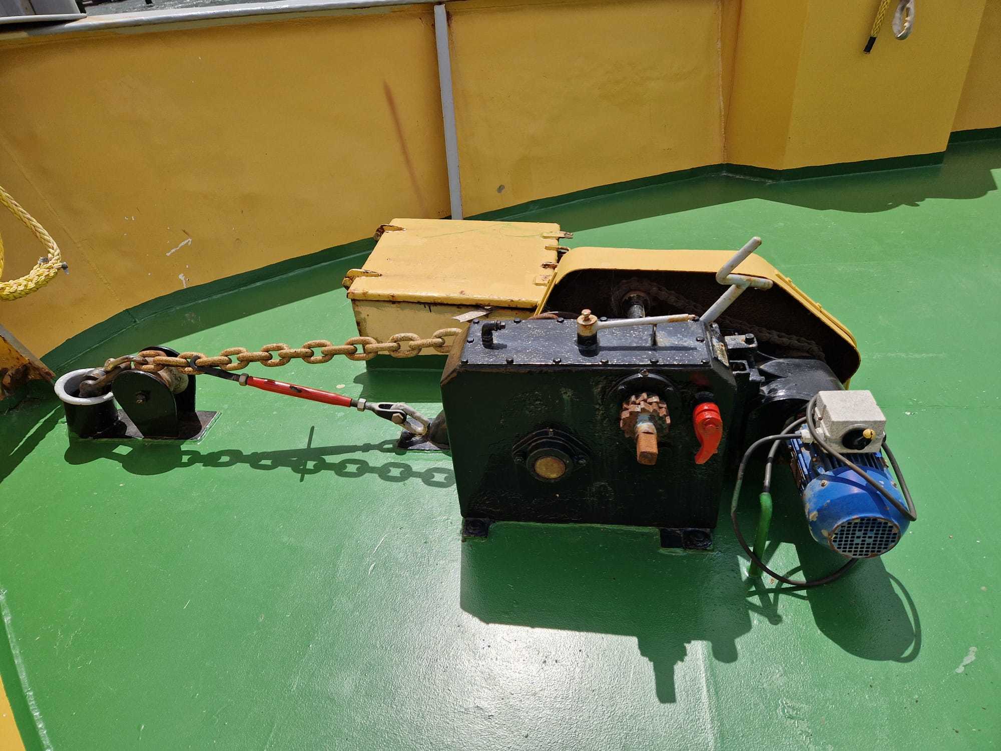 Ex Viskottter/ Varend Woonschip 21.05 — foto 13 van 75
