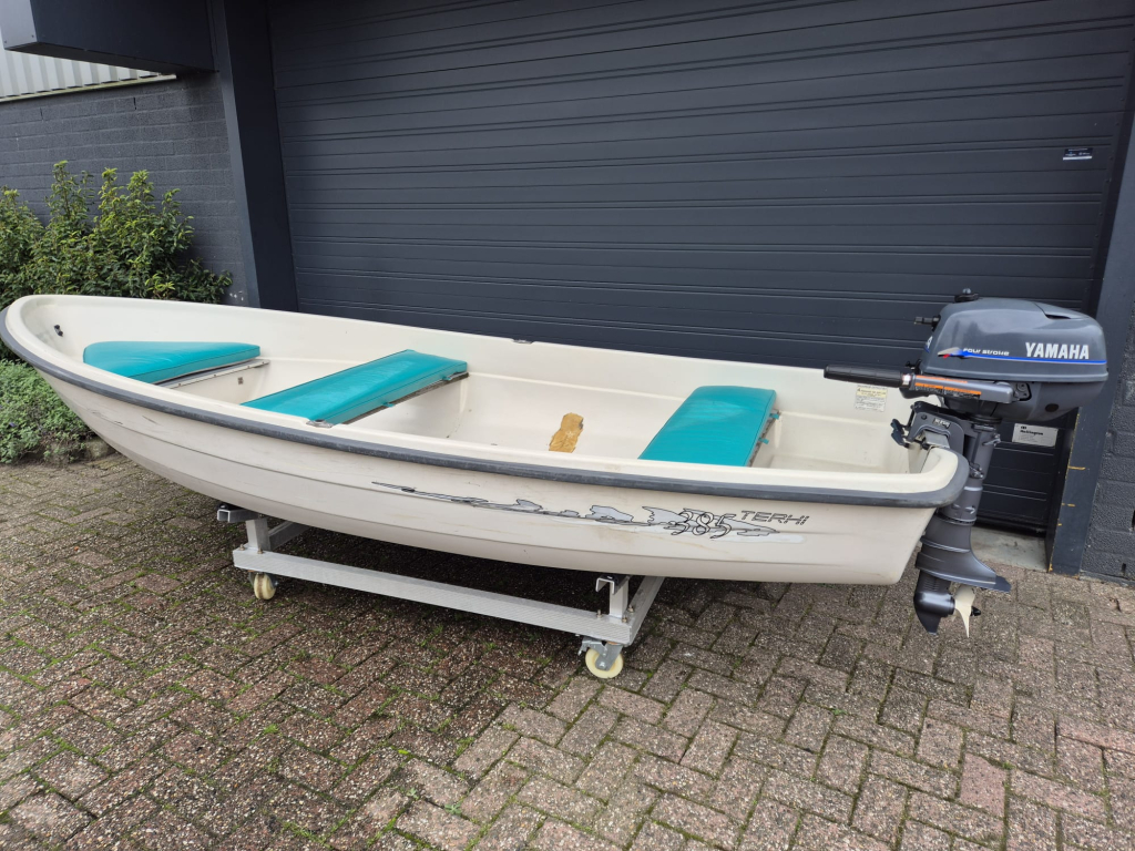 Terhi 385 sloep | Yamaha 4PK | Kussenset — foto 1 van 6