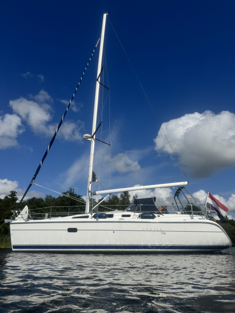 Hunter 356 — foto 55 van 72