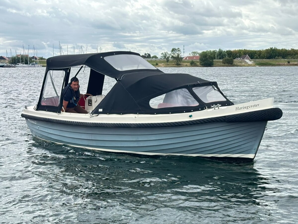 Interboat 22