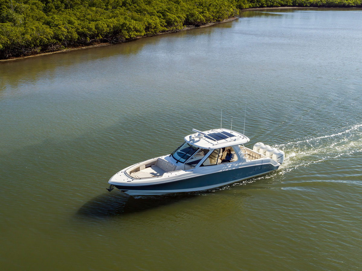 Boston Whaler 380 Realm — foto 5 van 32