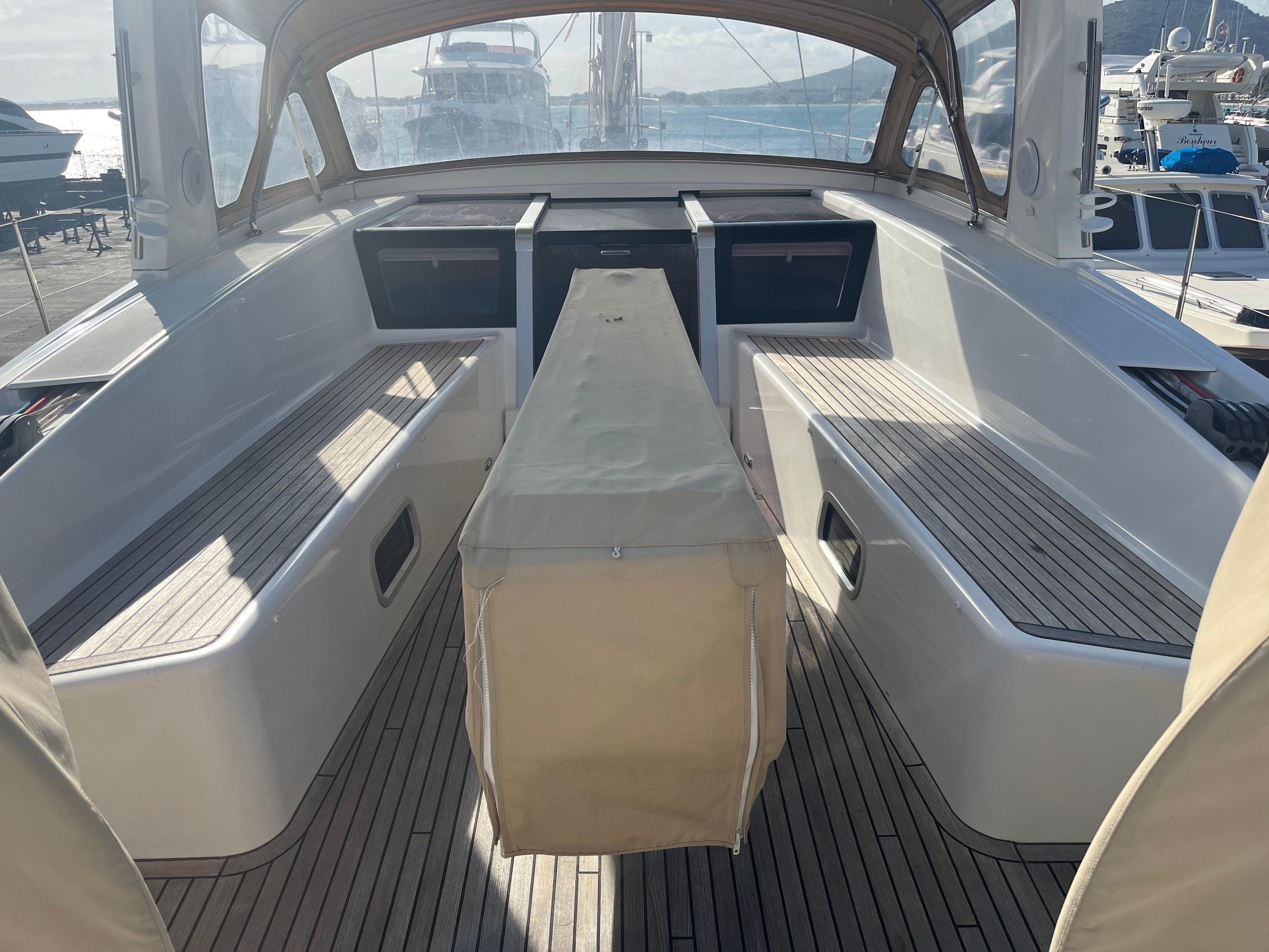 Beneteau Oceanis 58 — foto 27 van 30