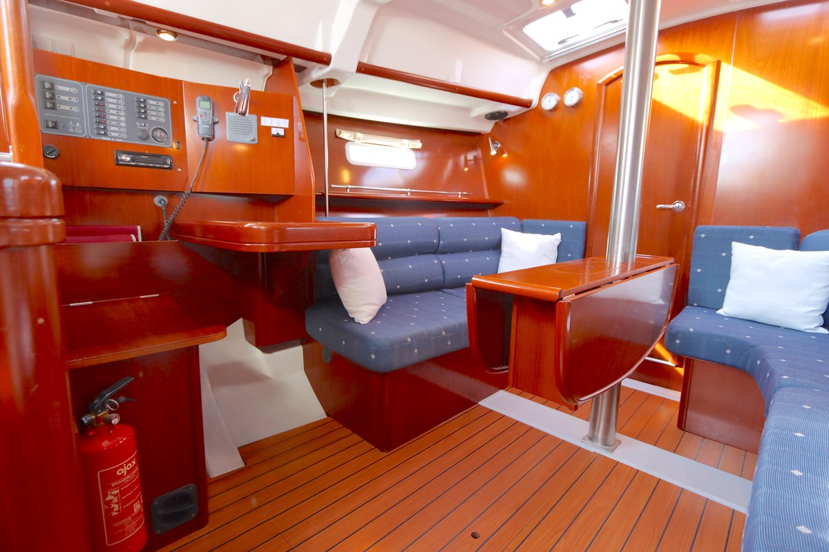 BENETEAU OCEANIS CLIPPER 373 — foto 12 van 48