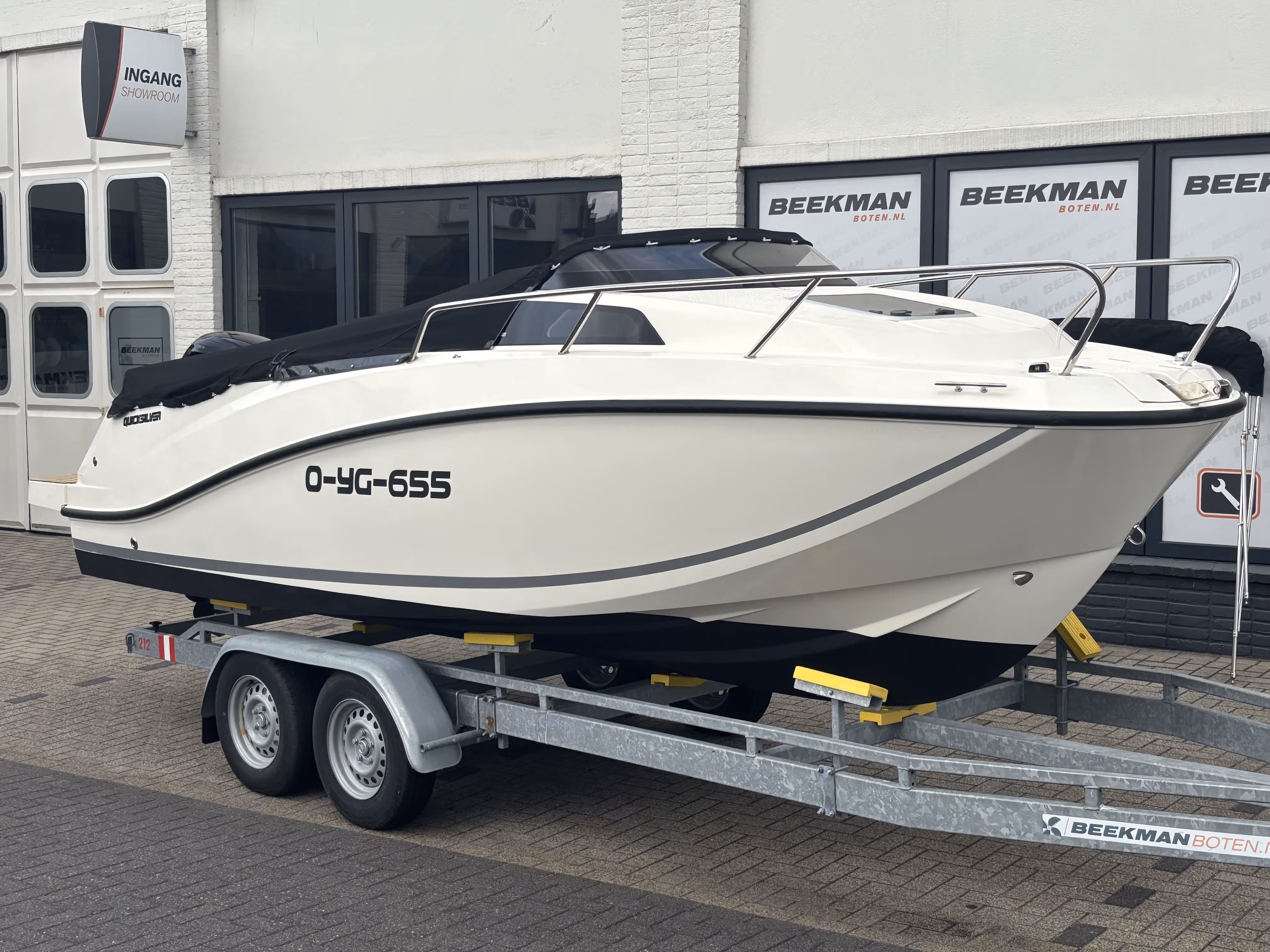 Quicksilver 555 Cabin — foto 12 van 14