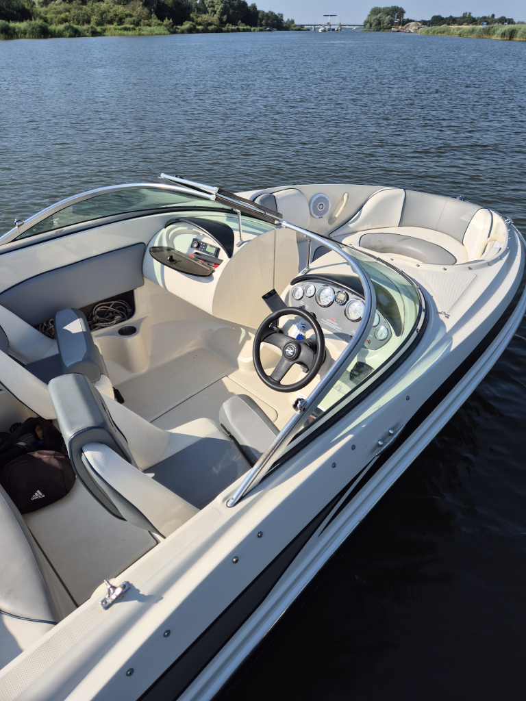Sea Ray 185 Sport | Mercruiser 4,3 V6 | compleet | direct varen! — foto 12 van 15