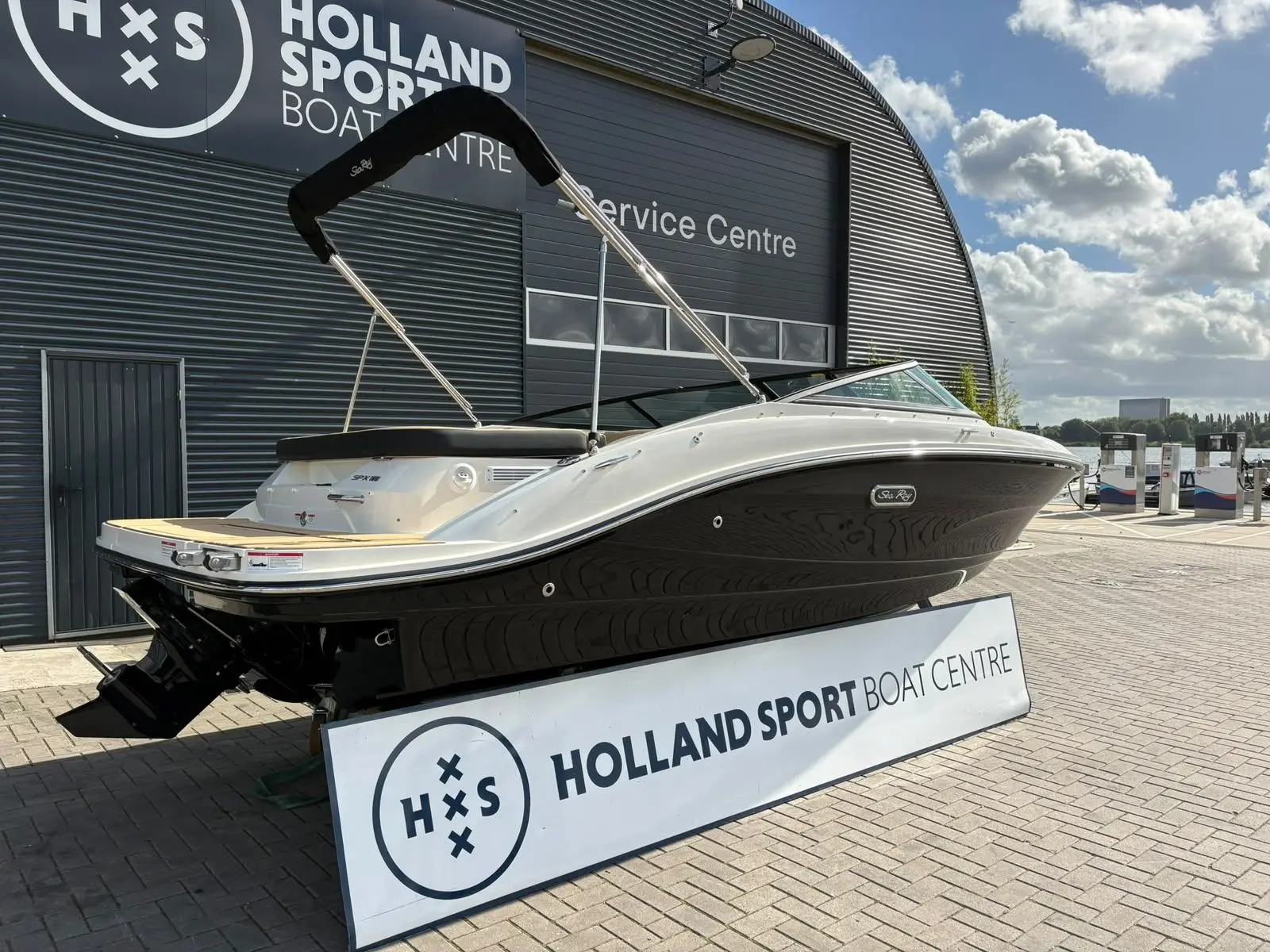 Sea Ray SPX 190 (2027) — foto 4 van 39
