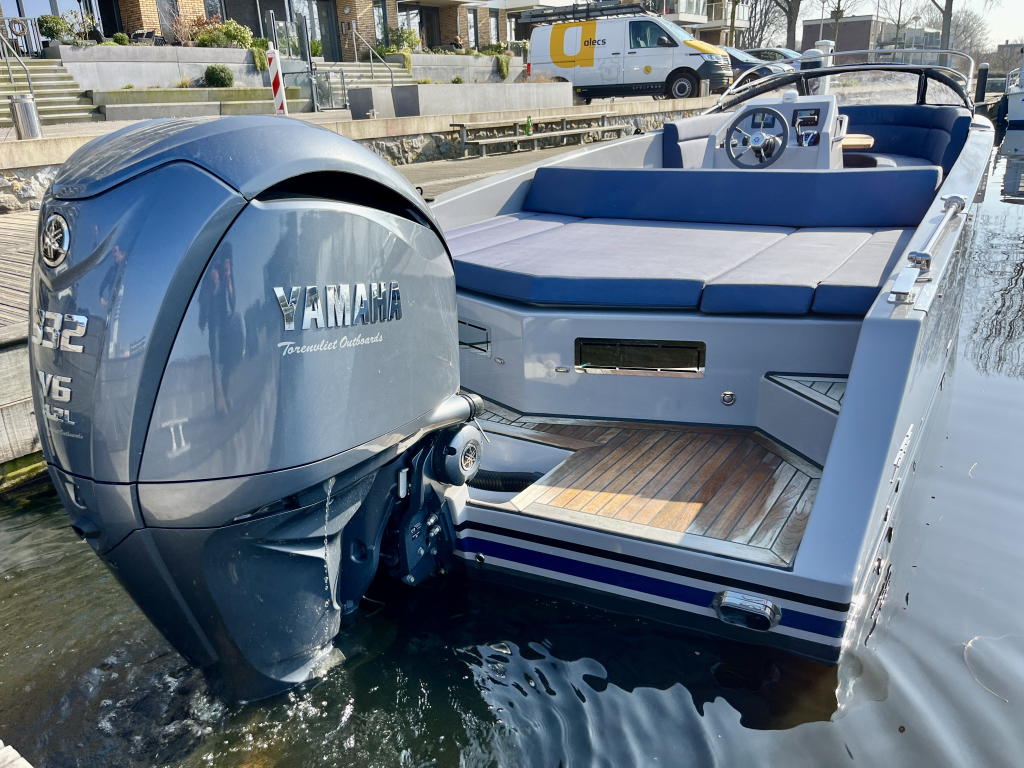 ZEE GT800 | Yamaha 250 pk | TENDER — foto 15 van 21