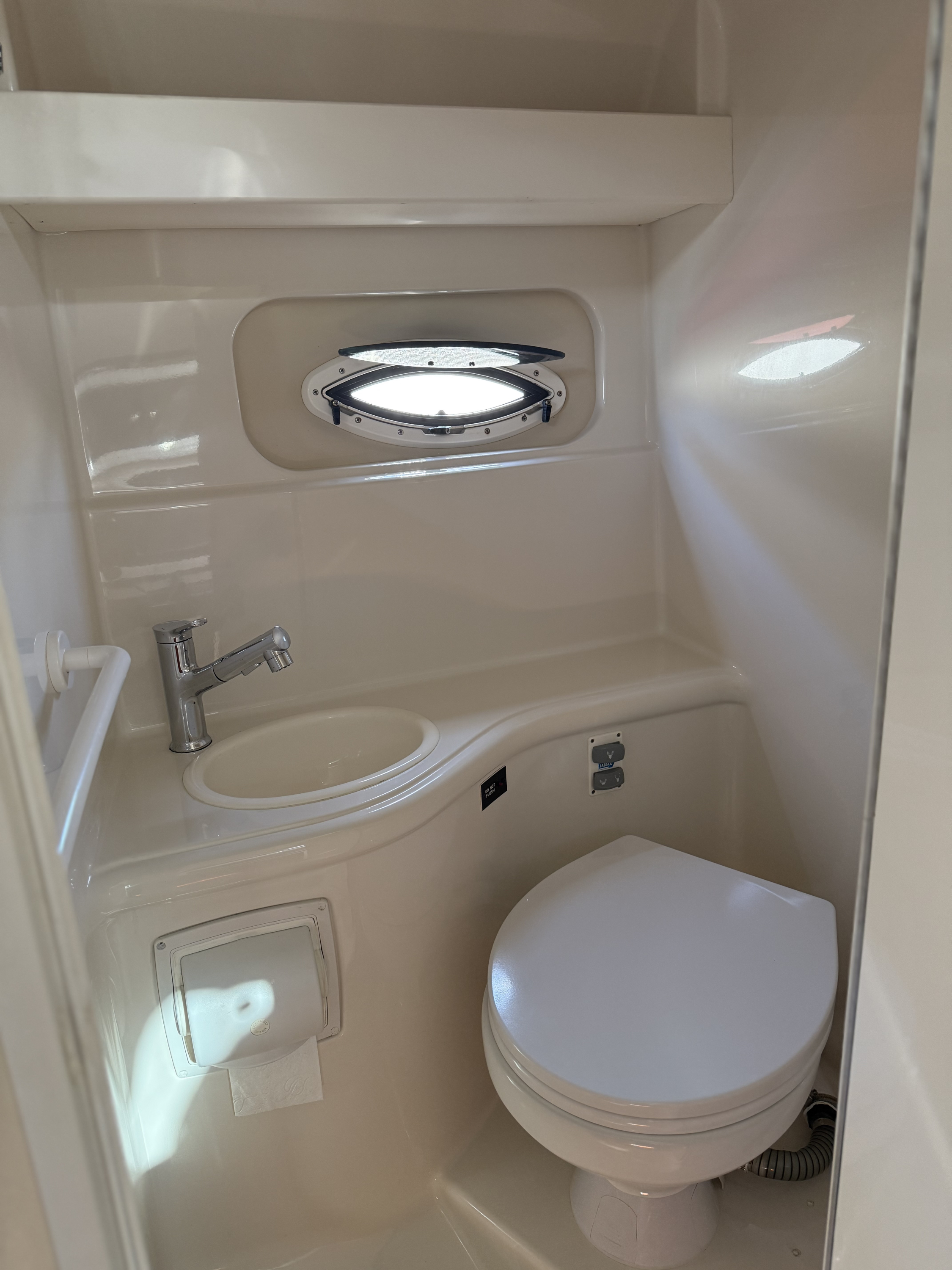 Monterey 270 Cruiser — foto 22 van 24