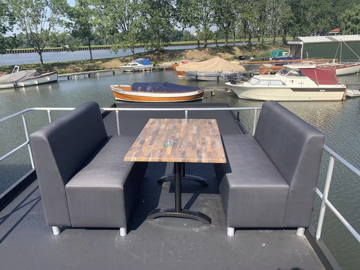 Havenlodge Houseboat 2018 — foto 11 van 21