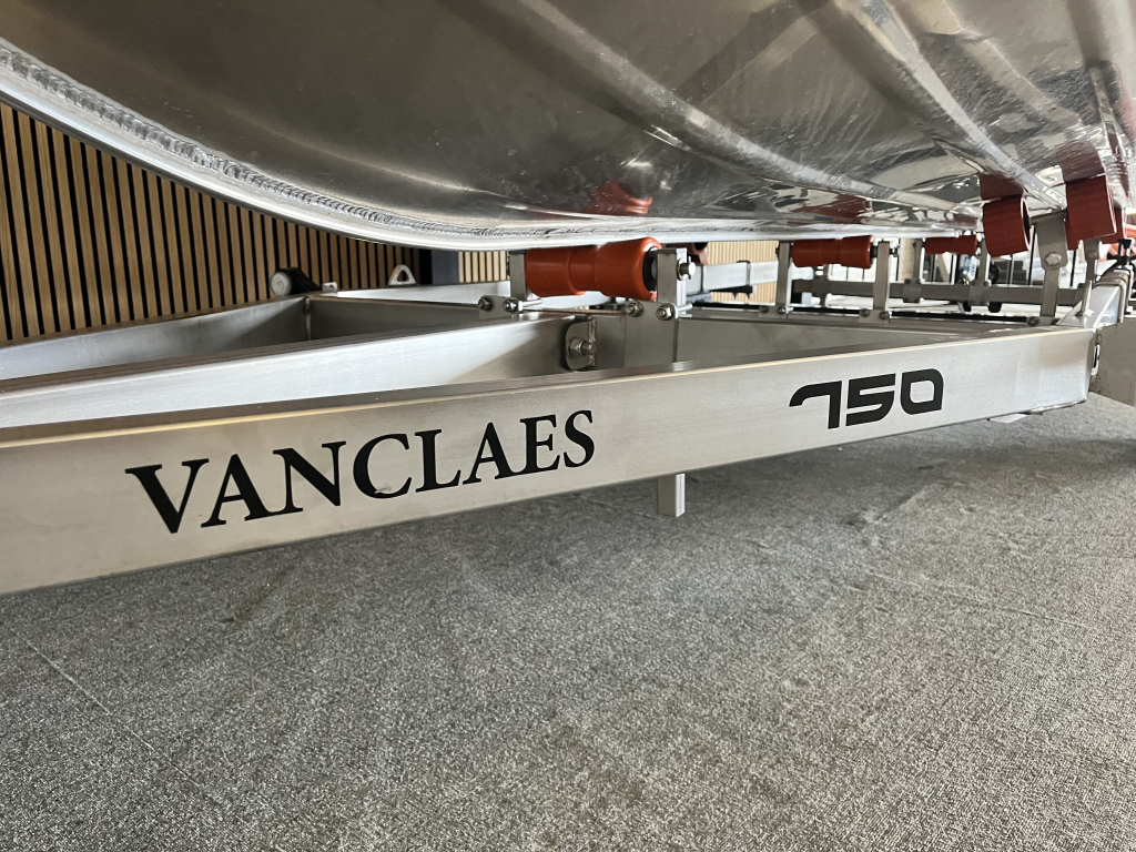 Kerman M428 visboot | Suzuki 9.9PK | VanClaes 750 trailer — foto 10 van 14