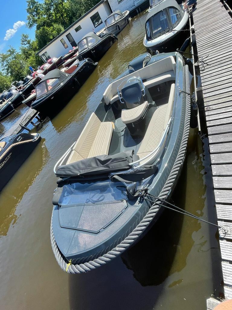 Oud Huijzer 600 Tender — foto 12 van 16